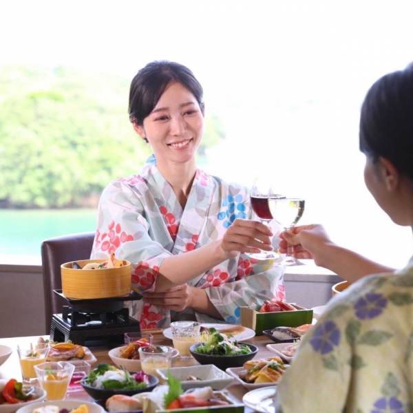 金子エリカ