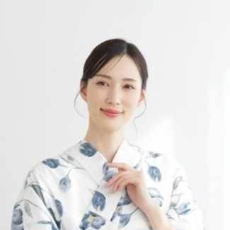 月島綾子