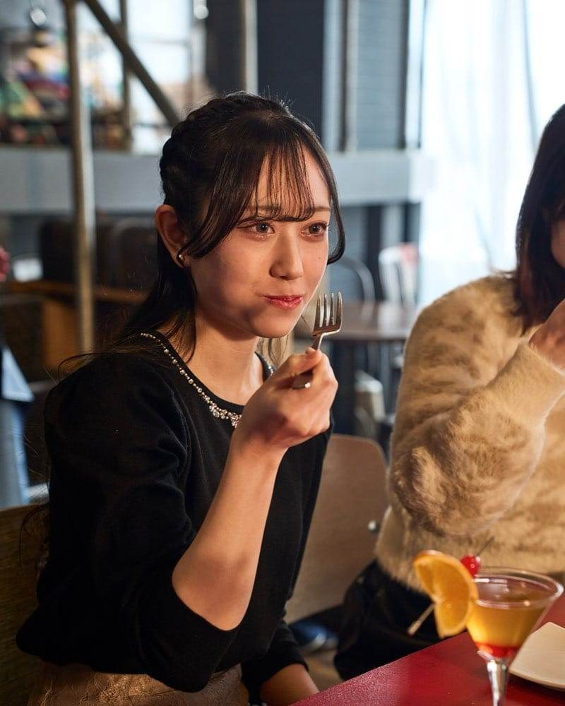 ゆりな
