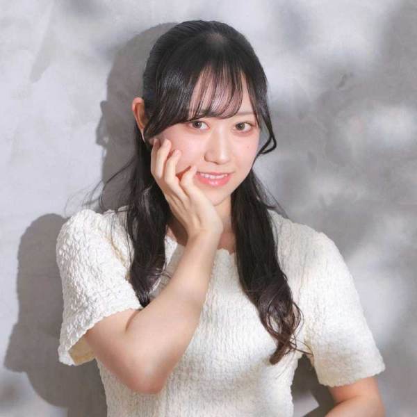 ゆりな